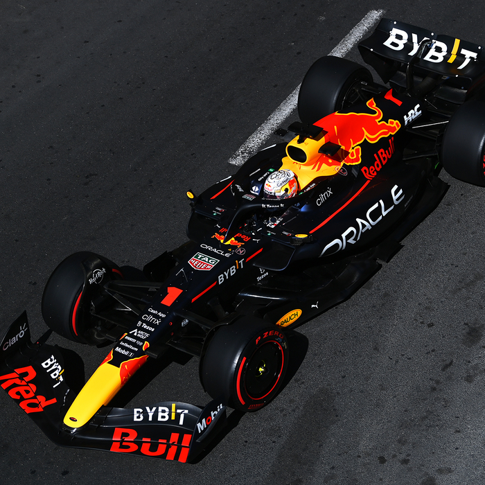 1:43 RB18 GP Azerbaijan 2022 - Winner image