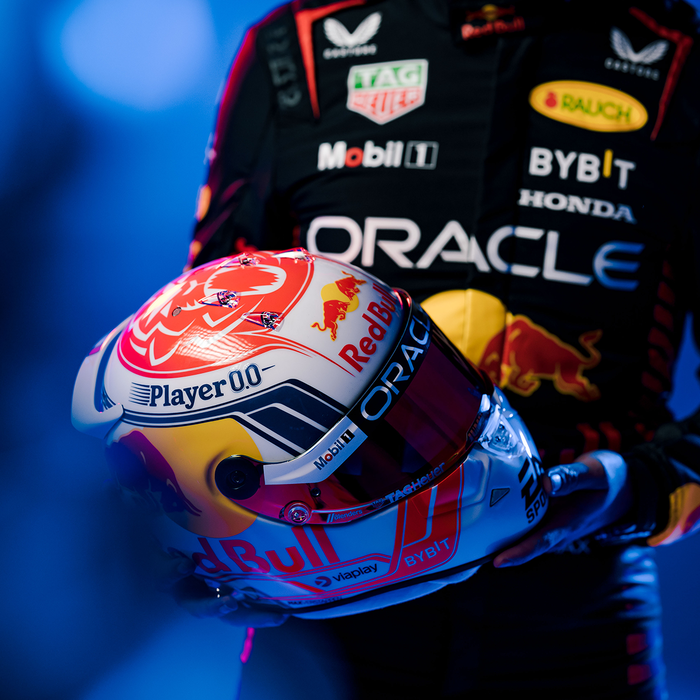 1:2 Helmet 2023 Max Verstappen image