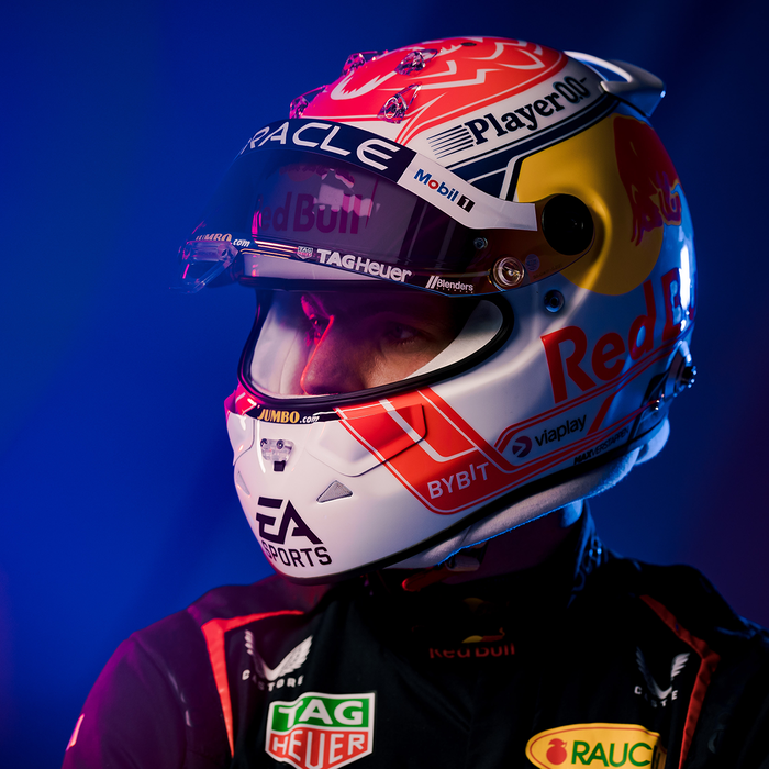 1:2 Helmet 2023 Max Verstappen image