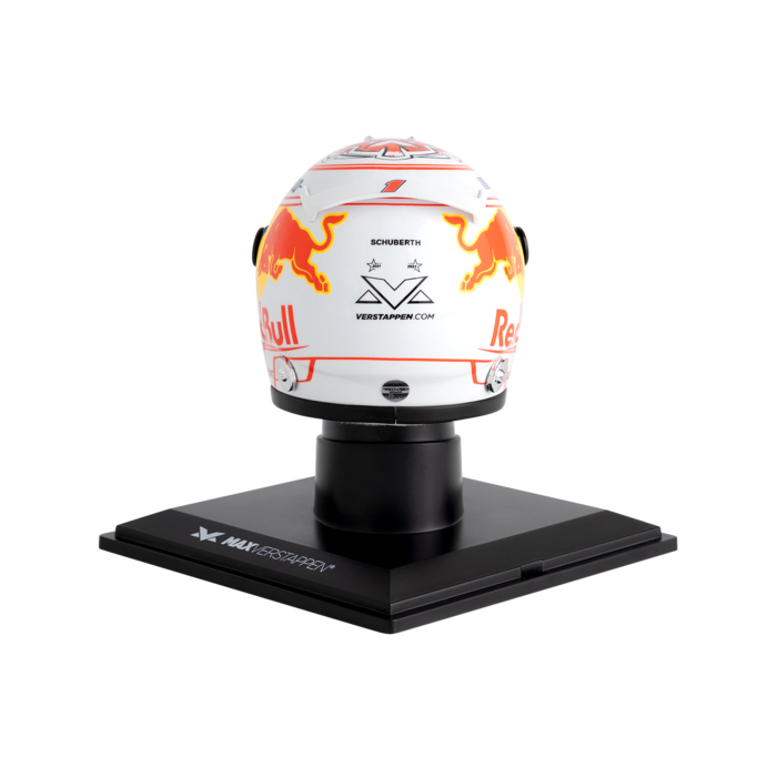 1:4 Helmet Japan 2023 Max Verstappen image