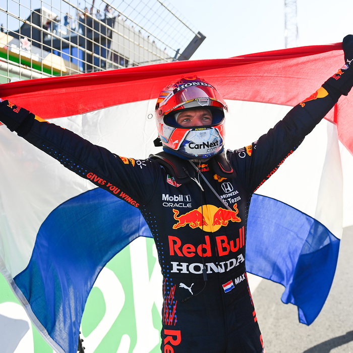 1:43 RB16B - GP Zandvoort 2021 - Winner image