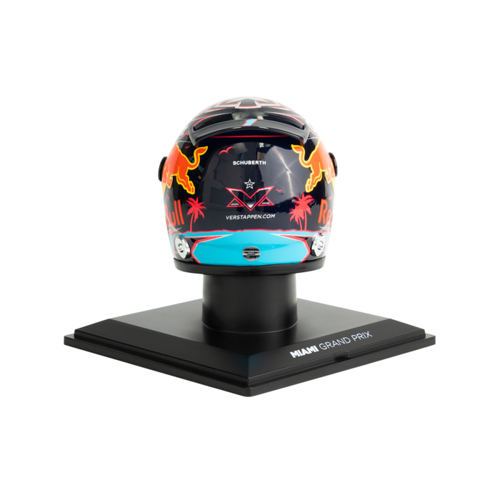1:4 Helm Miami 2022 Max Verstappen › Helmets › Verstappen.com