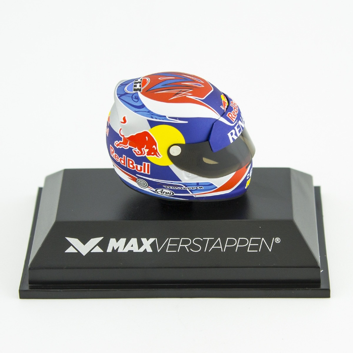 1:8 Helmet 2015 image