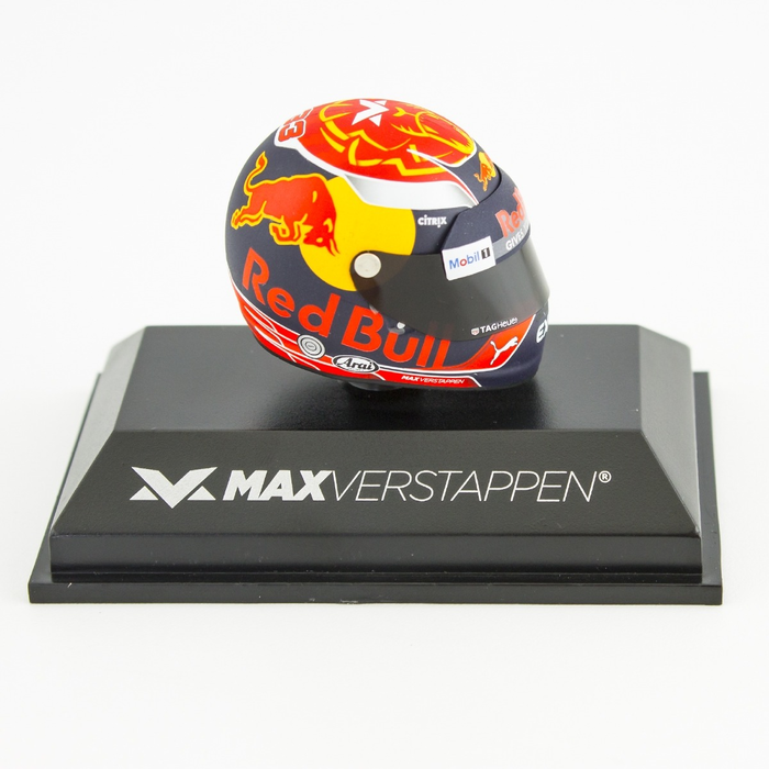 1:8 Helmet 2017 image